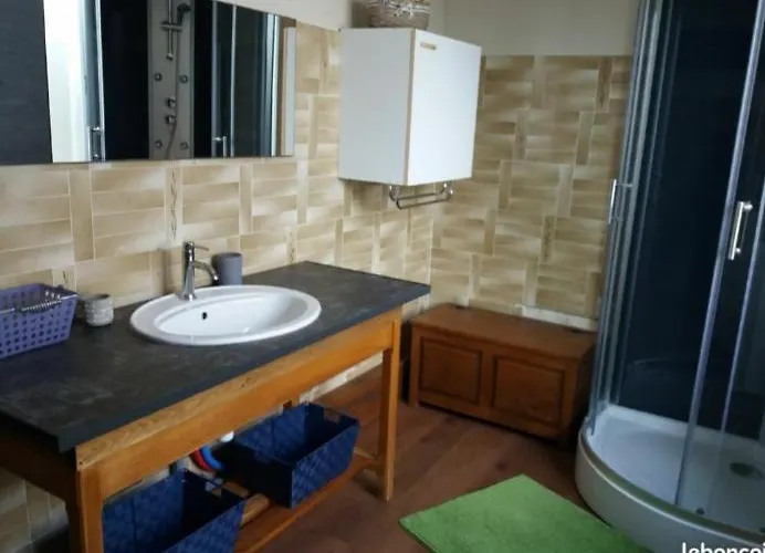 Du Cafe De La Poste Apartman