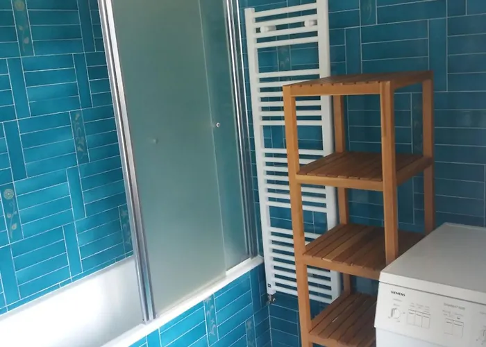 Apartman Du Cafe De La Poste Le Buisson (Lozere)